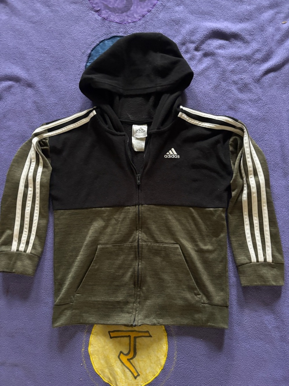 adidas Kids Black & Olive Two-Tone Hooded Zip Sweatshirt zip up 7T